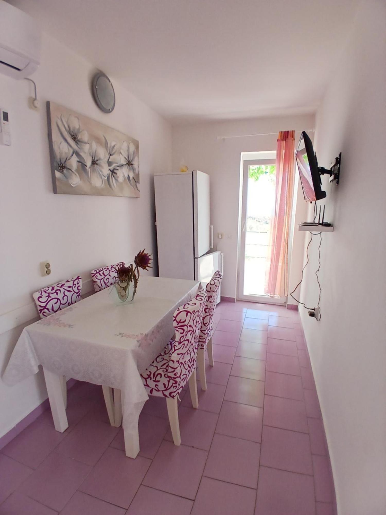 Neo Apartment *